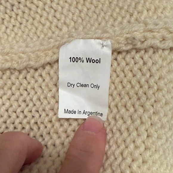 Candela NYC Wool Sweater Cape Cardigan Size‎ Large - Picture 7 of 8